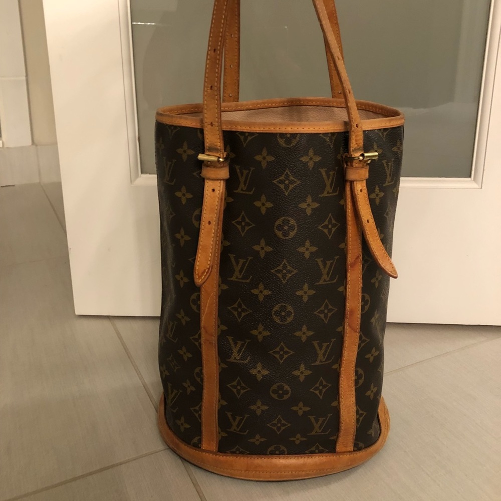 Louis Vuitton Large Bucket purse